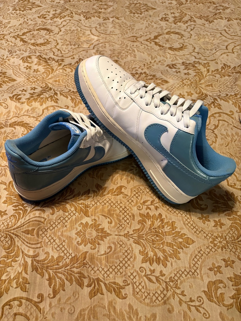 Nike Air Force 1 Low 2007 University Blue Patent Vintage UNC 315122-144 Size 9.5
